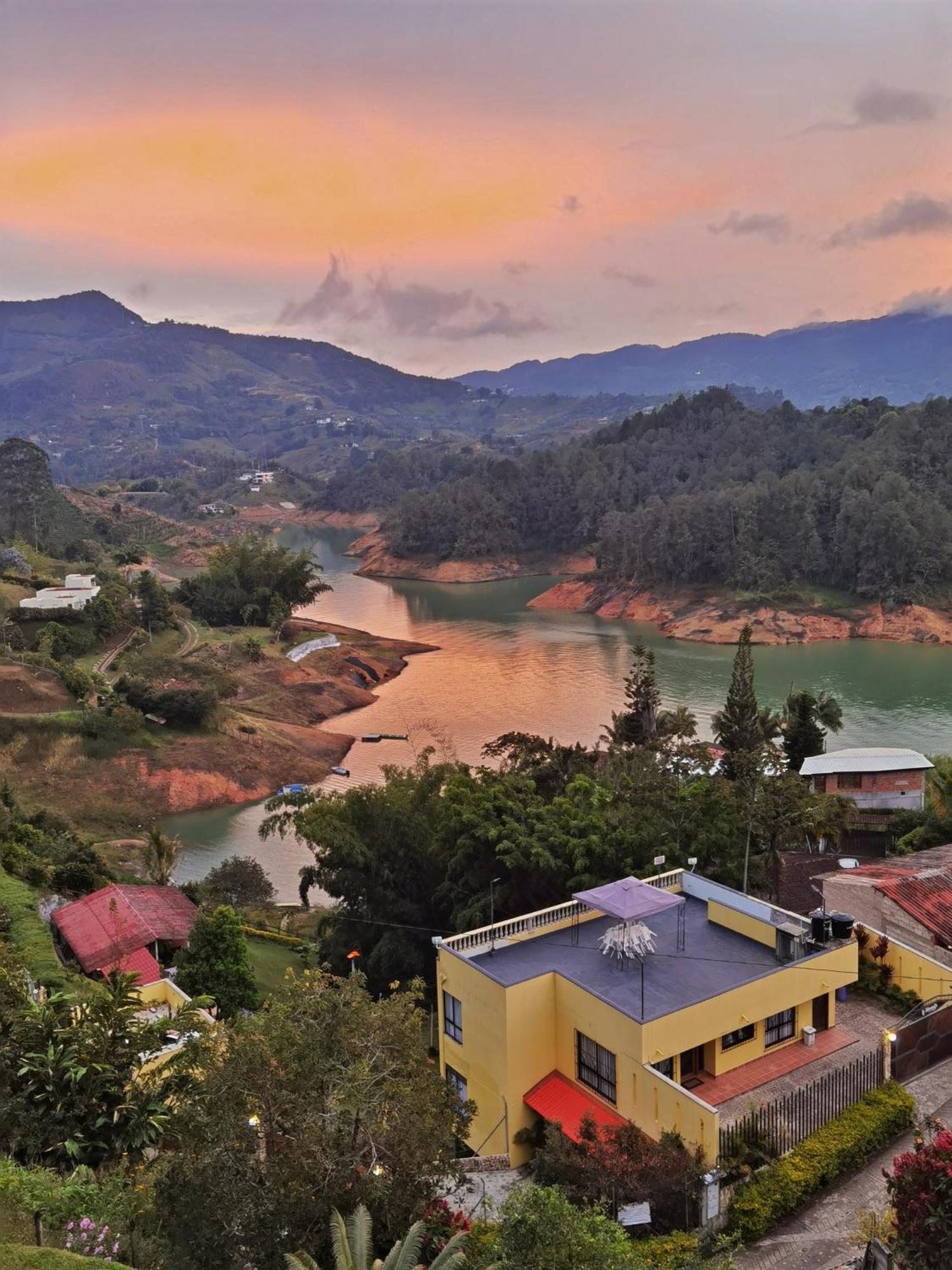 Hermosa Casa De Campo En Guatape Bagian luar foto